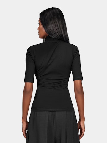 Maglietta 'Depth T-shirt - T27737' di Made By Society in nero