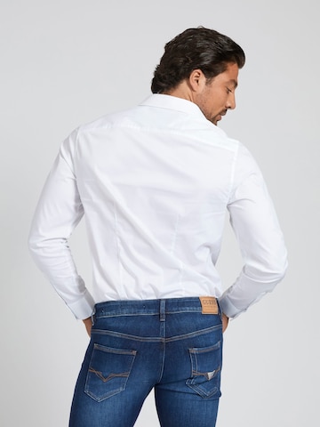GUESS Slim fit Overhemd in Wit