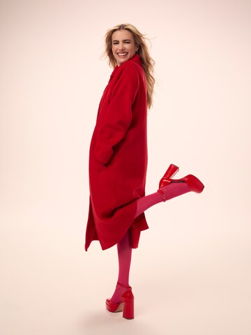 Cappotto di mezza stagione 'Drama' di Daahls by Emma Roberts exclusively for ABOUT YOU in rosso