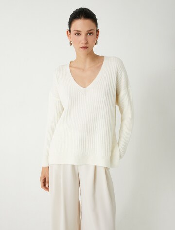 Koton Pullover in Weiß: Vorderseite