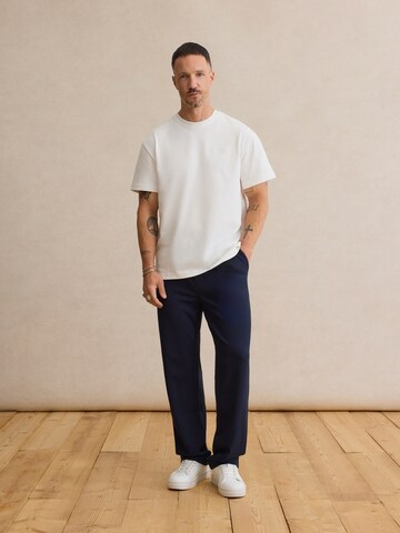 DAN FOX APPAREL Loosefit Broek 'Bent' in Blauw