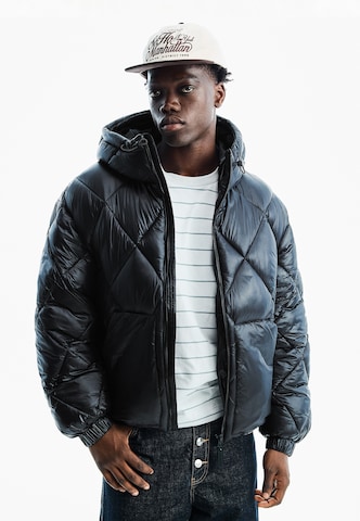 Bershka Winter jacket in Black: front