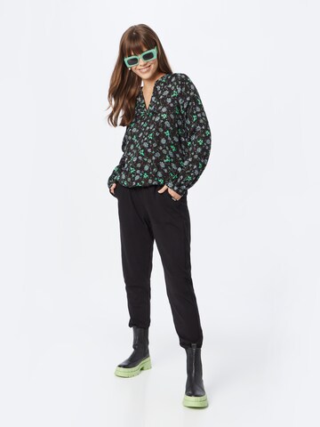 Kaffe - Blusa 'Florina' em preto