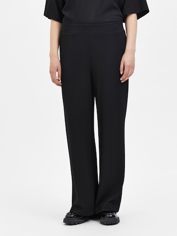 SELECTED FEMME - Pierna ancha Pantalón 'RAGNILD' en negro: frente