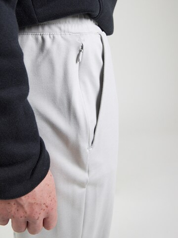 HOLLISTER - Tapered Pantalón en gris