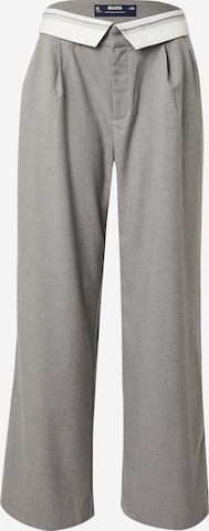 Wide leg Pantaloni con pieghe 'EMEA' di HOLLISTER in grigio: frontale