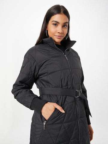 Manteau d’hiver 'Asa' mazine en noir