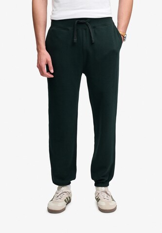 Superdry & Co Tapered Hose 'Essential' in Grün: Vorderseite