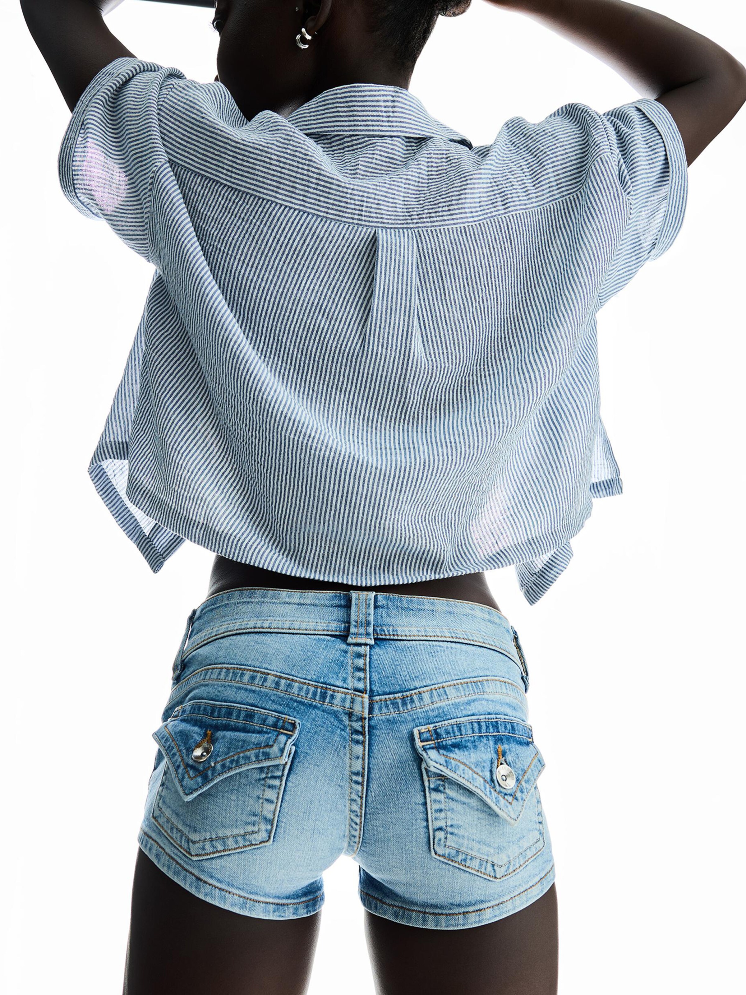 Bershka Blouse in Blue