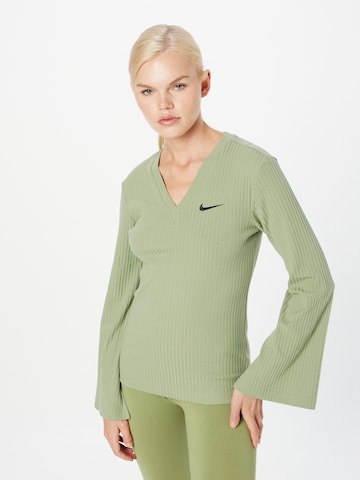 Tricou de la Nike Sportswear pe verde: față