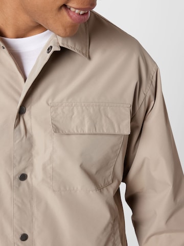 BURTON MENSWEAR LONDON - Chaqueta de entretiempo en beige