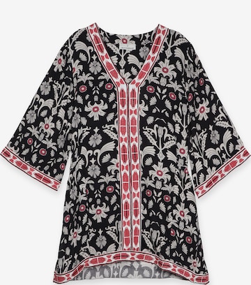 Lola Casademunt Mekko värissä musta: etupuoli