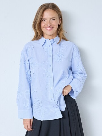 T-shirt ' XavierCC ' co'couture en bleu : devant