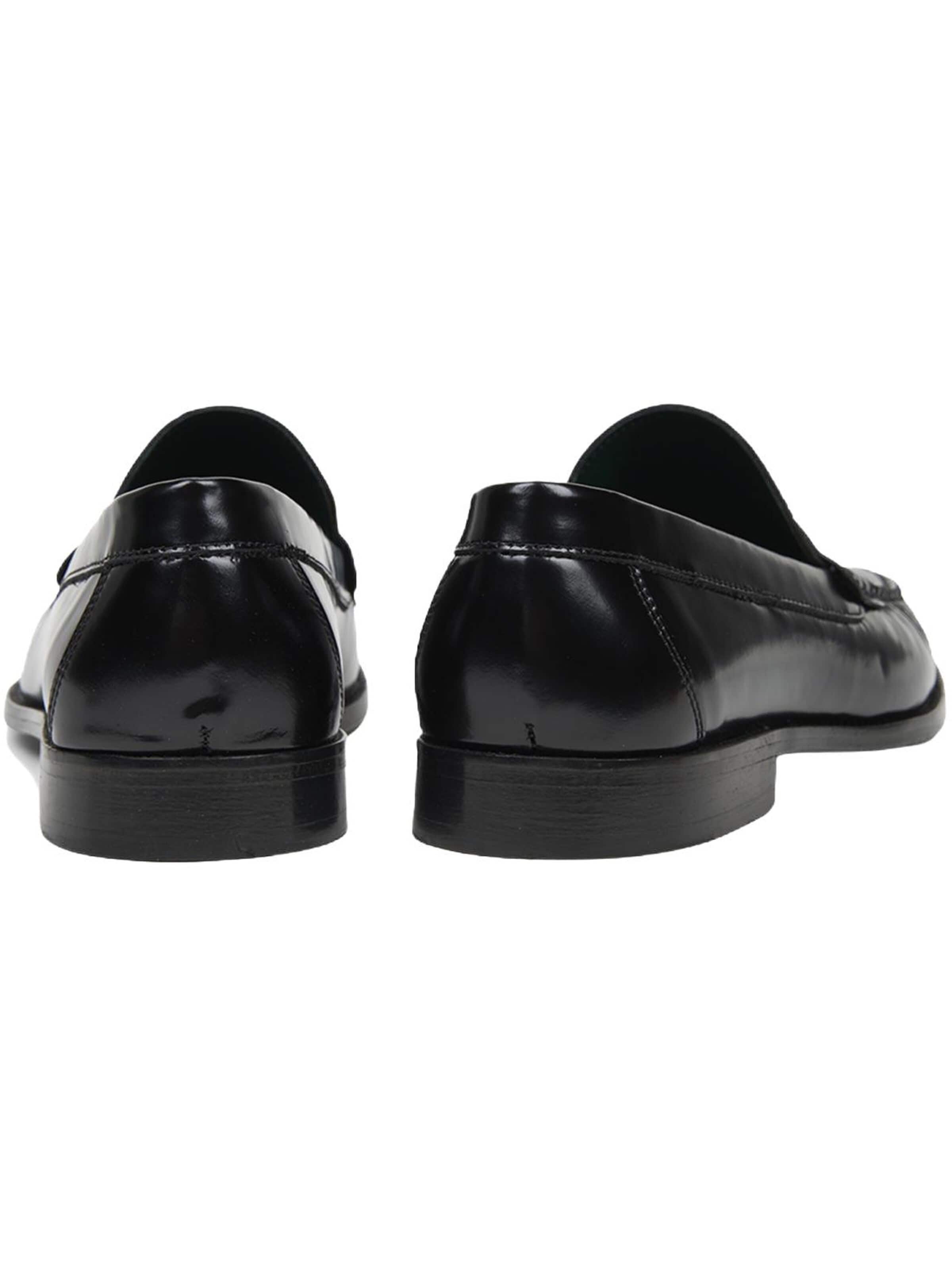 Desa Moccasins 'Slipper' in Black