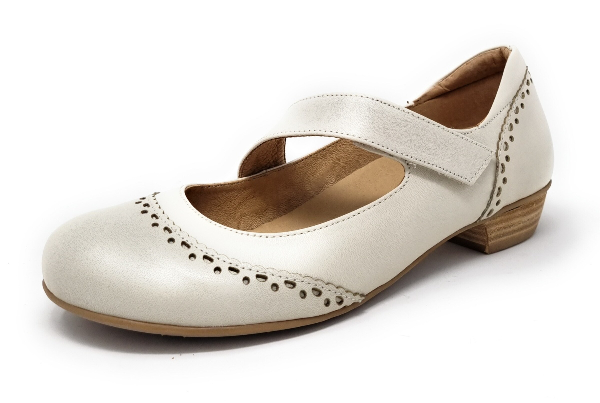 BRAKO Strap ballerina in White: front