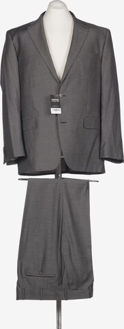 Bexleys Suit in M-L in Grey: front