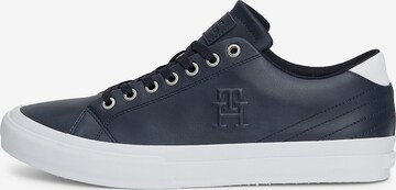 Baskets basses 'Essential' TOMMY HILFIGER en bleu : devant