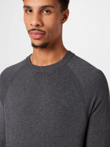 ESPRIT Sweater in Grey