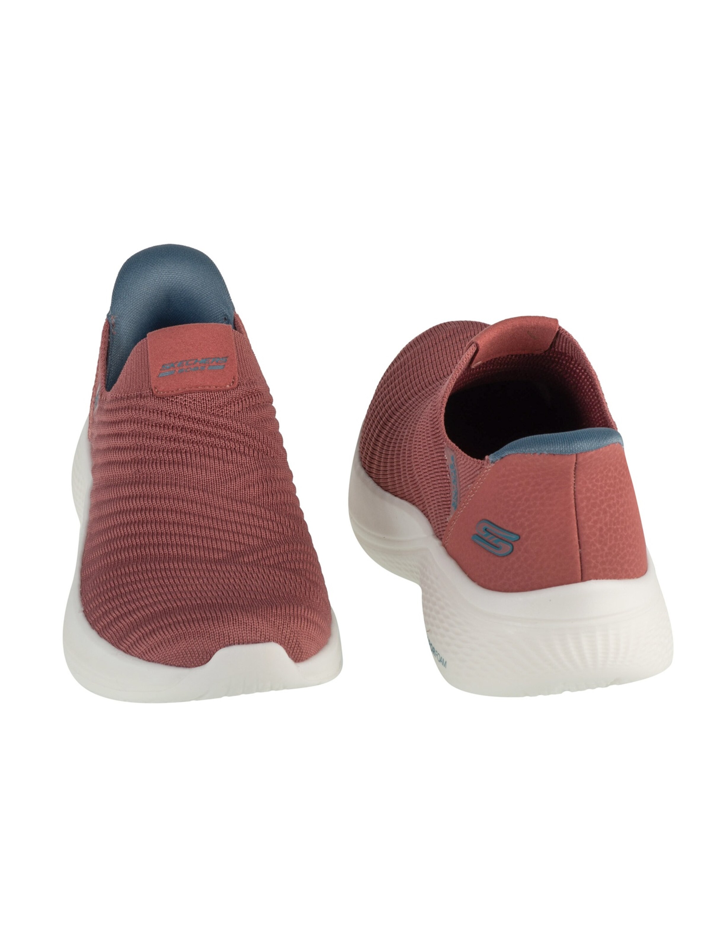 SKECHERS Slip-Ons in Pink