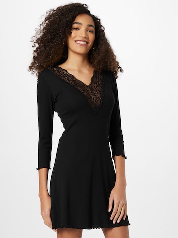 ONLY Dress 'OLIVIA' in Black: front