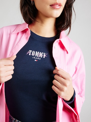 Tommy Jeans Tričko 'ESSENTIAL' – modrá