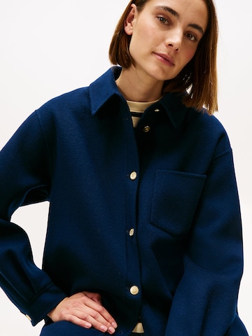 TOMMY HILFIGER Tussenmantel in Blauw