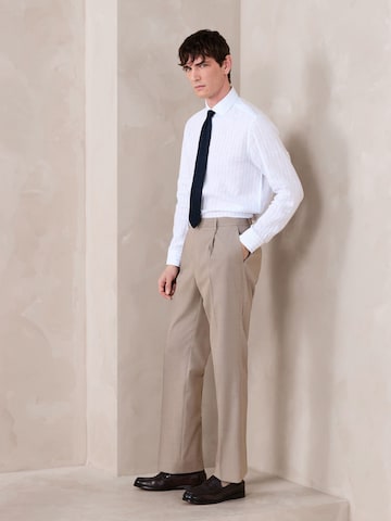 Slimfit Pantaloni con piega frontale 'N. Premium' di Next in grigio