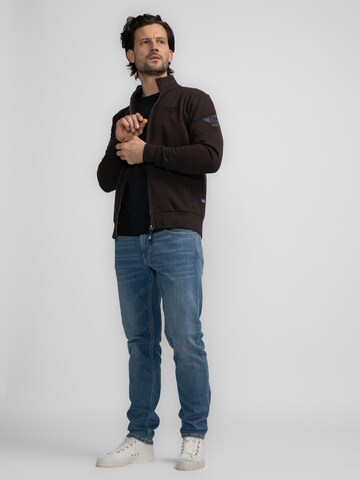 Petrol Industries Sweatjacke 'Steese' in Braun: Vorderseite