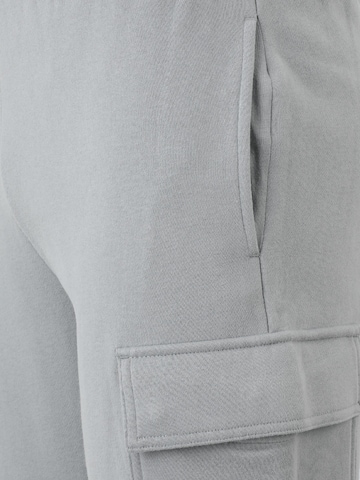 GAP Tapered Cargobroek in Grijs