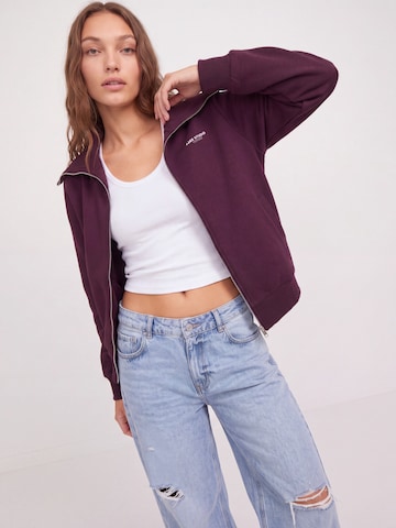 JJXX - Sudadera con cremallera 'JXSTUDIO VESTERBRO' en rojo