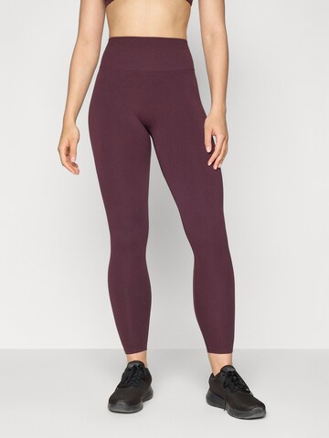 Fabletics Skinny Fit Спортен панталон в червено: отпред