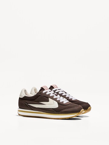 Bershka Platform trainers in Brown