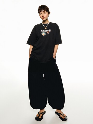 T-shirt Bershka en noir