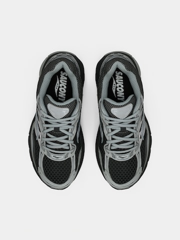 Chaussure de course 'PROGRID OMNI 9' saucony en noir