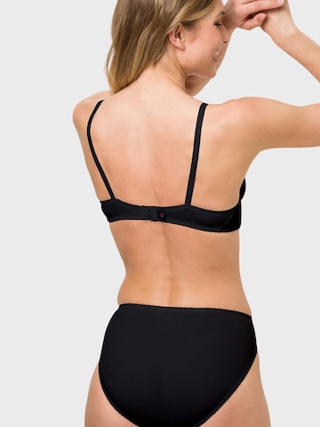 BeeDees Triangle Bra 'Soft-BH Rock'n'Roll N' in Black