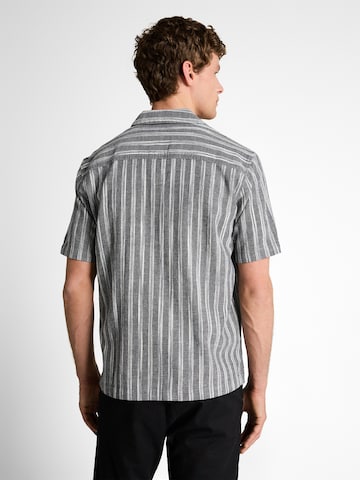 Regular fit Cămașă de la TOM TAILOR DENIM pe negru