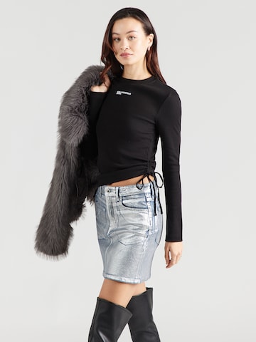 Tricou de la KARL LAGERFELD JEANS pe negru: față