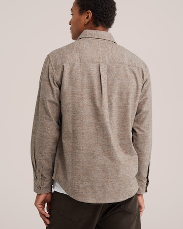 WE Fashion - Regular Fit Camisa em bege