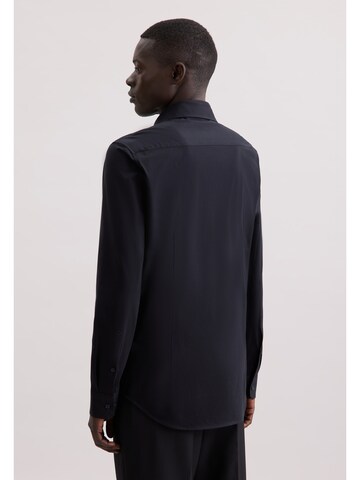 Coupe slim Chemise business 'Schwarze Rose' SEIDENSTICKER en noir