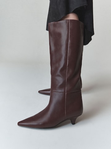 Next Boot 'Forever Comfort' in Red