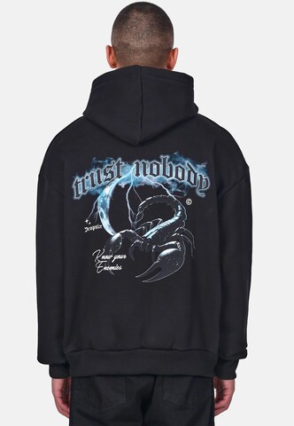 Dropsize Sweatshirt in Black: front