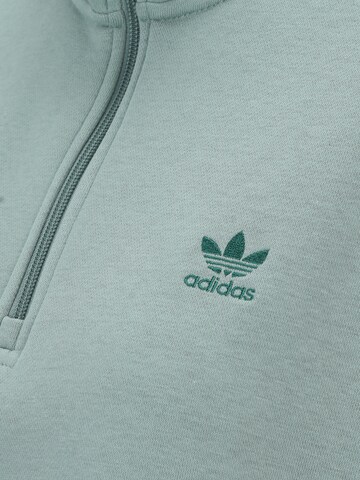 Sweat-shirt 'ESS' ADIDAS ORIGINALS en vert