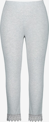 Ulla Popken Skinny Leggings in Grau: Vorderseite