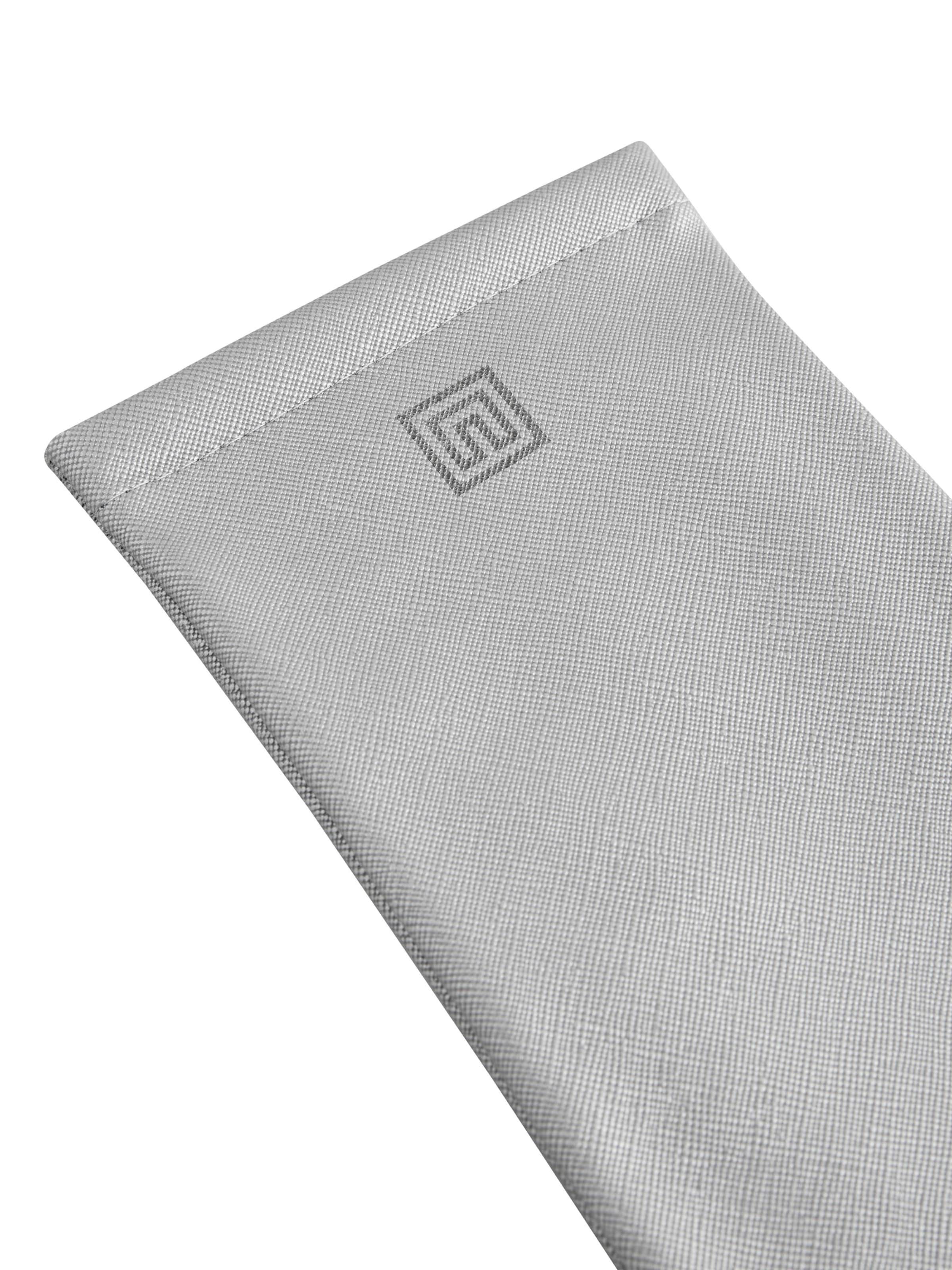 Next - Estojo em prata