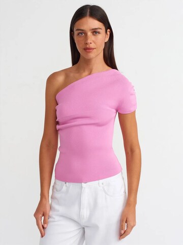 Dilvin Sweater in Pink: front
