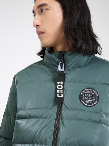 CAMP DAVID Between-Season Jacket in Green