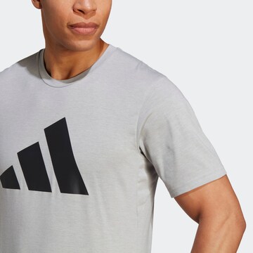 ADIDAS PERFORMANCE Funktionsshirt 'Train Essentials Feelready' in Grau