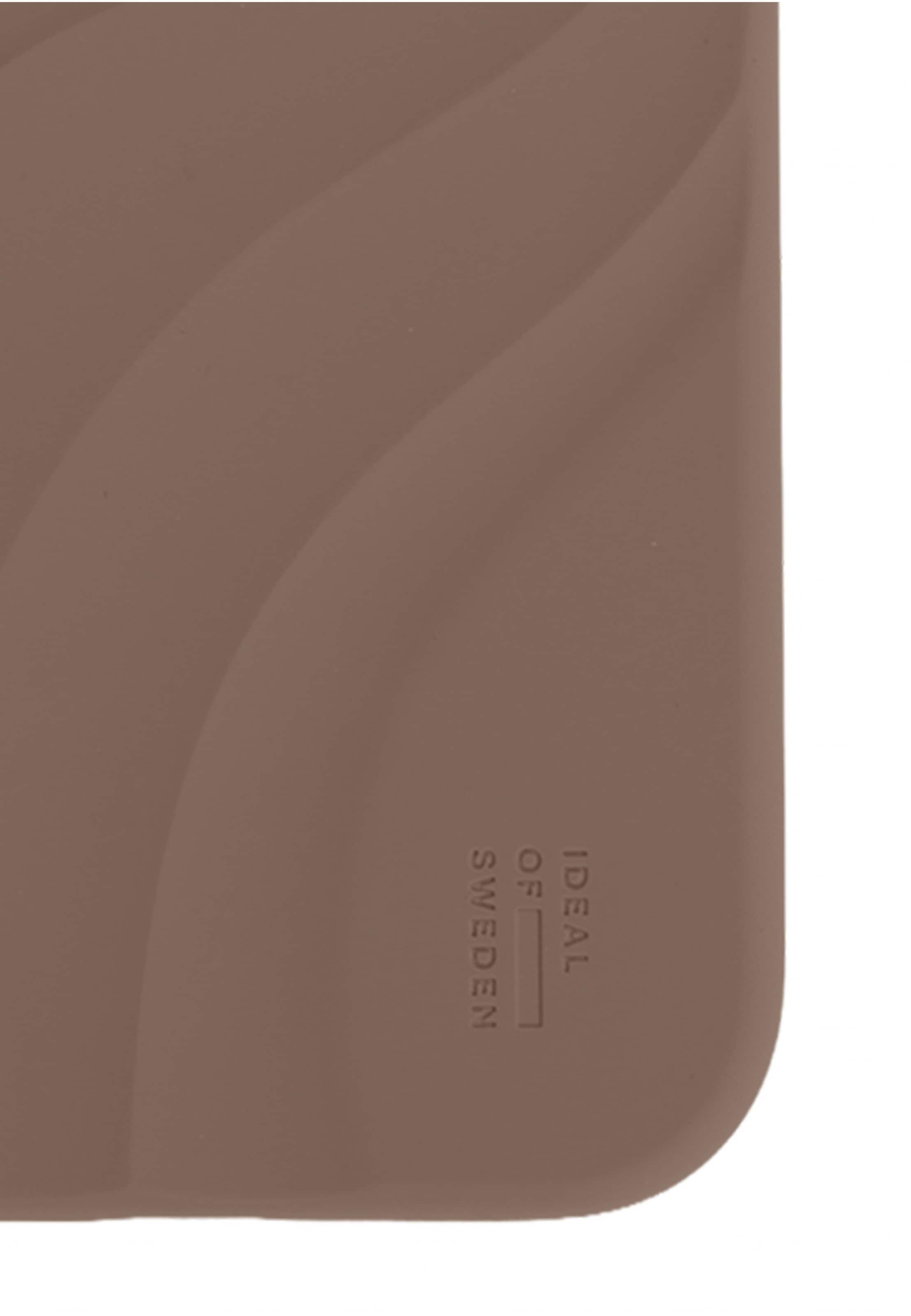 Protection pour Smartphone 'Soft Swirl MagSafe iPhone 13 / 14 / 15 / 16e / 17e' iDeal of Sweden en marron