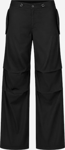 Worldclassca Cargo Pants 'Damen Cargo Hose Parachut' in Black: front