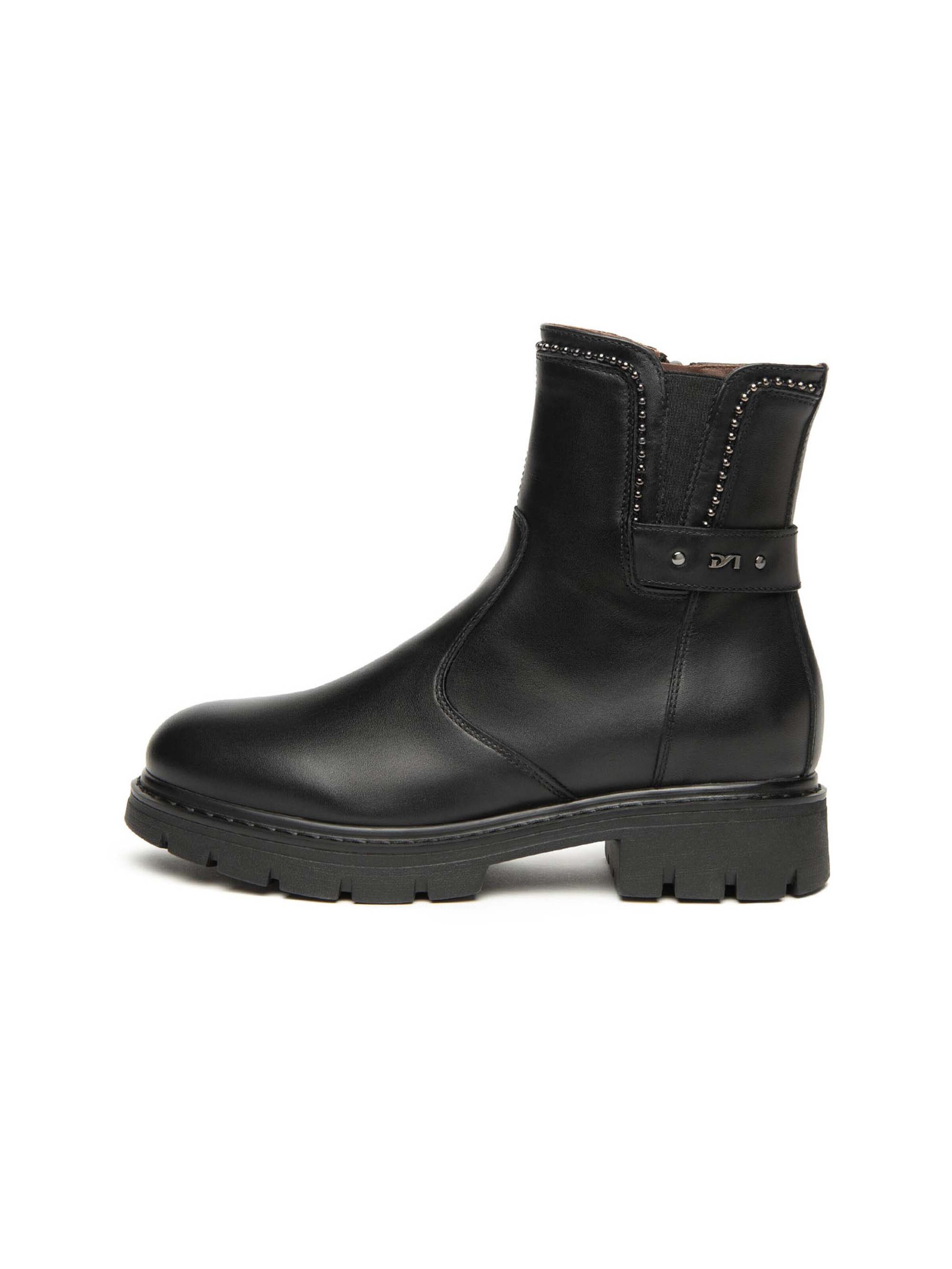 Nero Giardini Stiefelette in Schwarz: Vorderseite